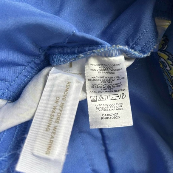 Loft- Trellis Garden Rivera Shorts with 4 Inch Inseam size 4 - Picture 4 of 6